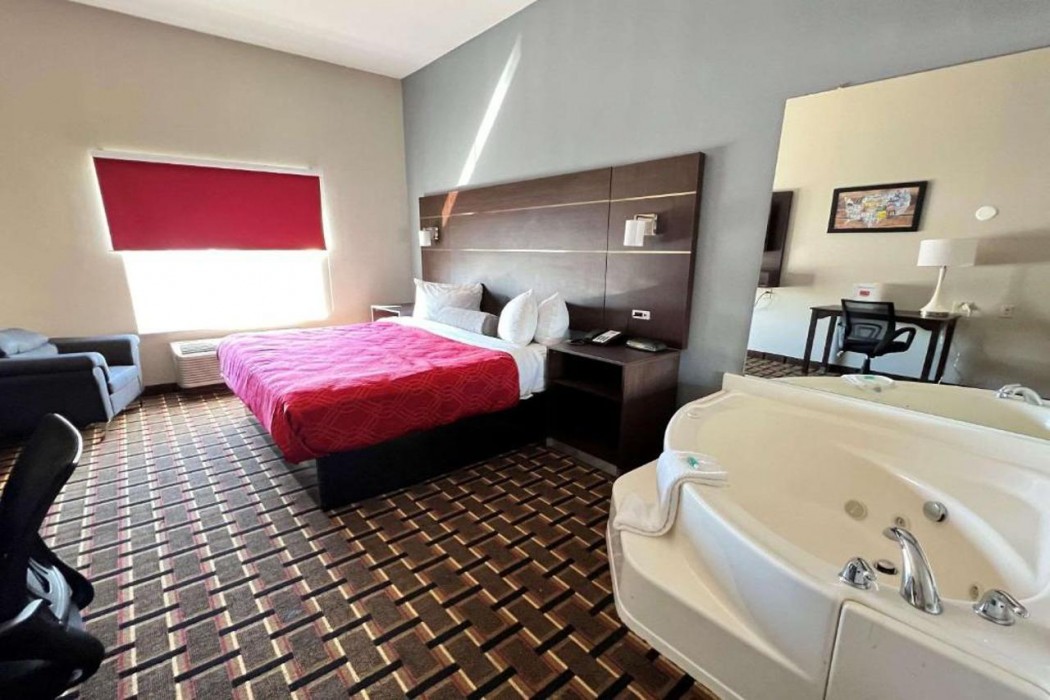 Econo Lodge Augusta West near Fort Gordon 24/34