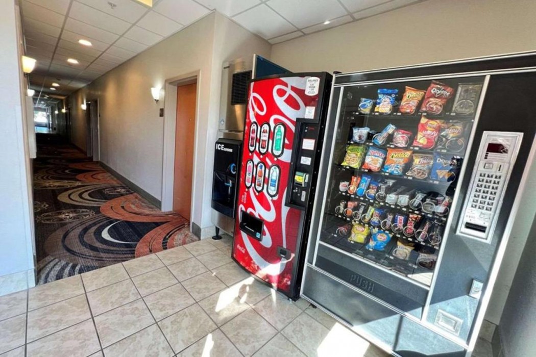 Econo Lodge Augusta West near Fort Gordon 26/34
