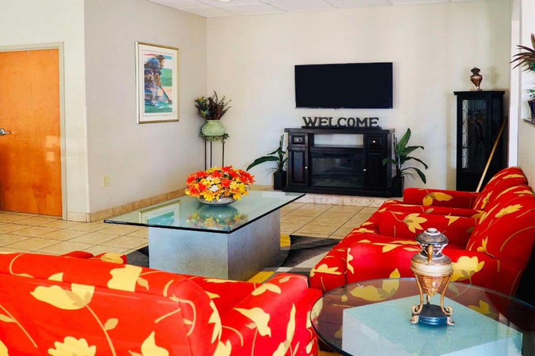 Econo Lodge Augusta West near Fort Gordon 10/34