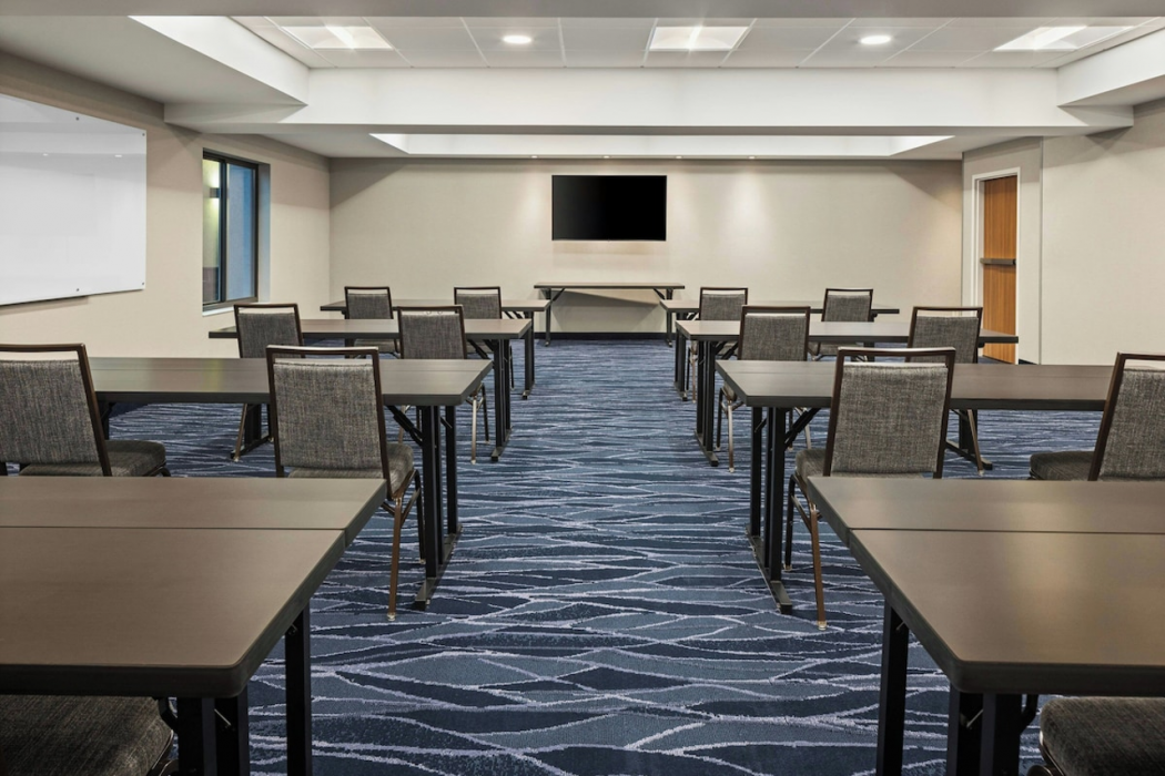 Fairfield Inn & Suites by Marriott Cedar Rapids North 21/52