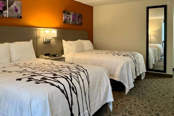Sleep Inn Chambersburg 25/66