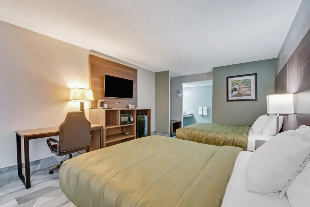 Quality Inn Dalton East 15/27