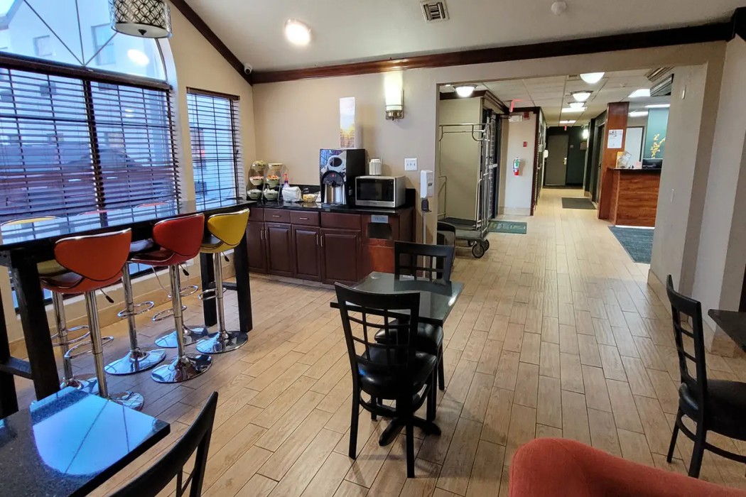 Quality Inn & Suites Columbia I-70 22/34