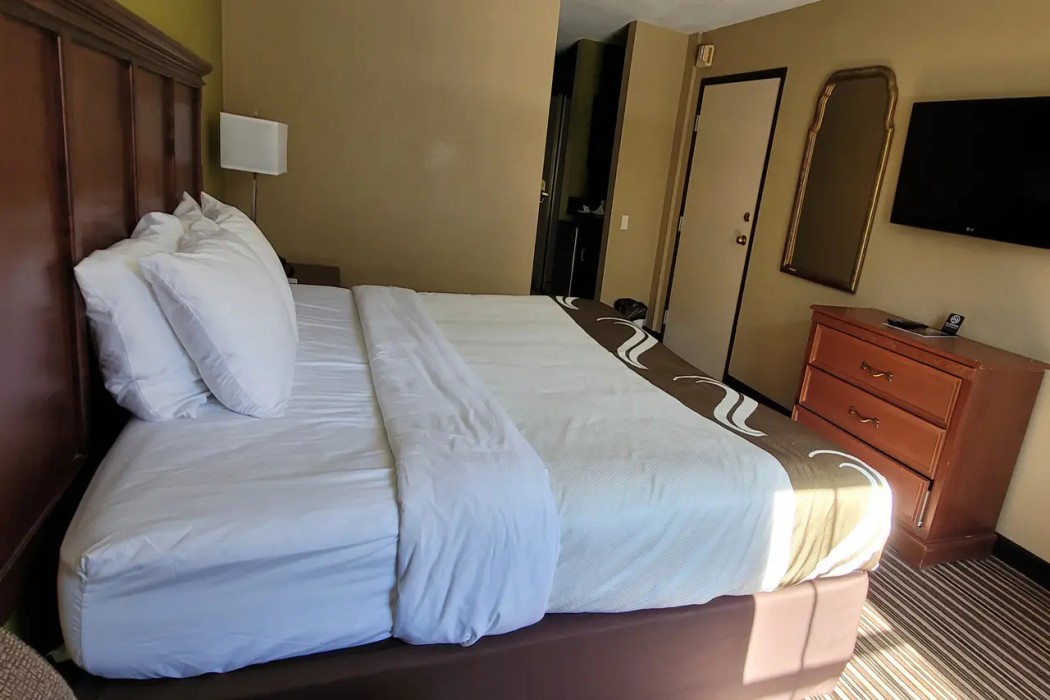Quality Inn & Suites Columbia I-70 15/34