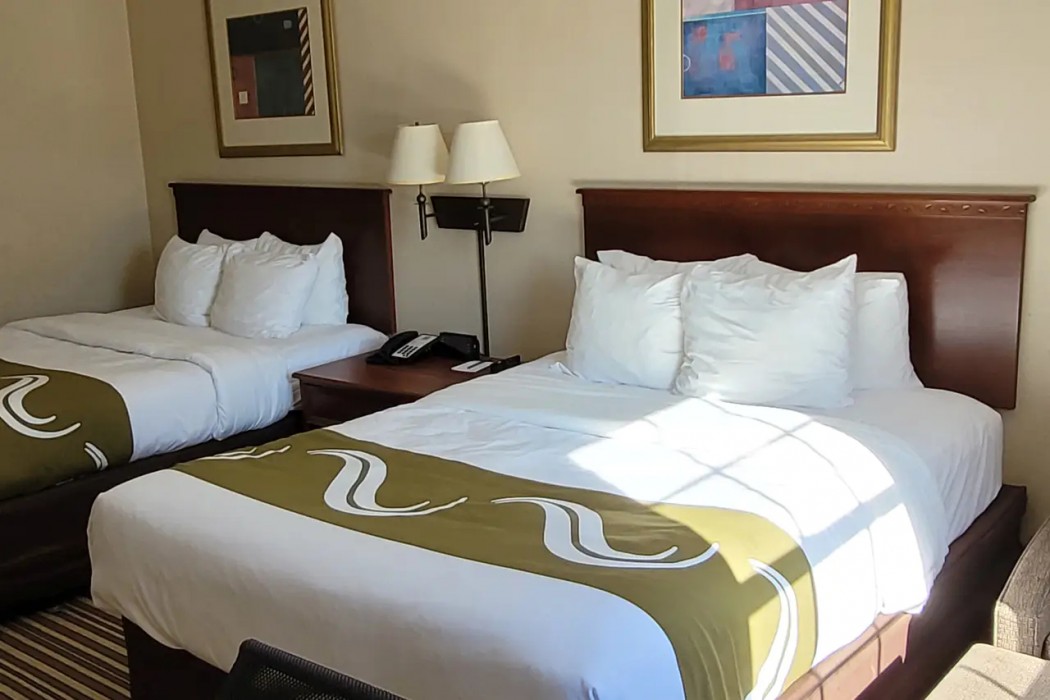 Quality Inn & Suites Columbia I-70 6/34