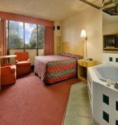 Towneplace Suites By Marriott Detroit Taylor 6/30