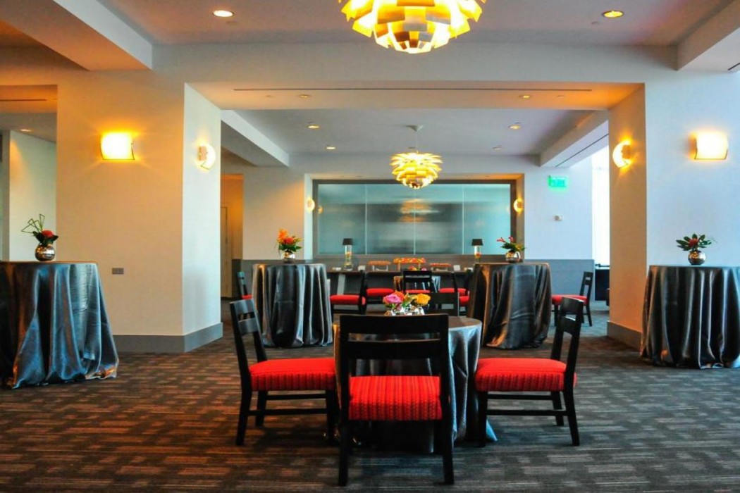 Loews Hollywood Hotel 26/73