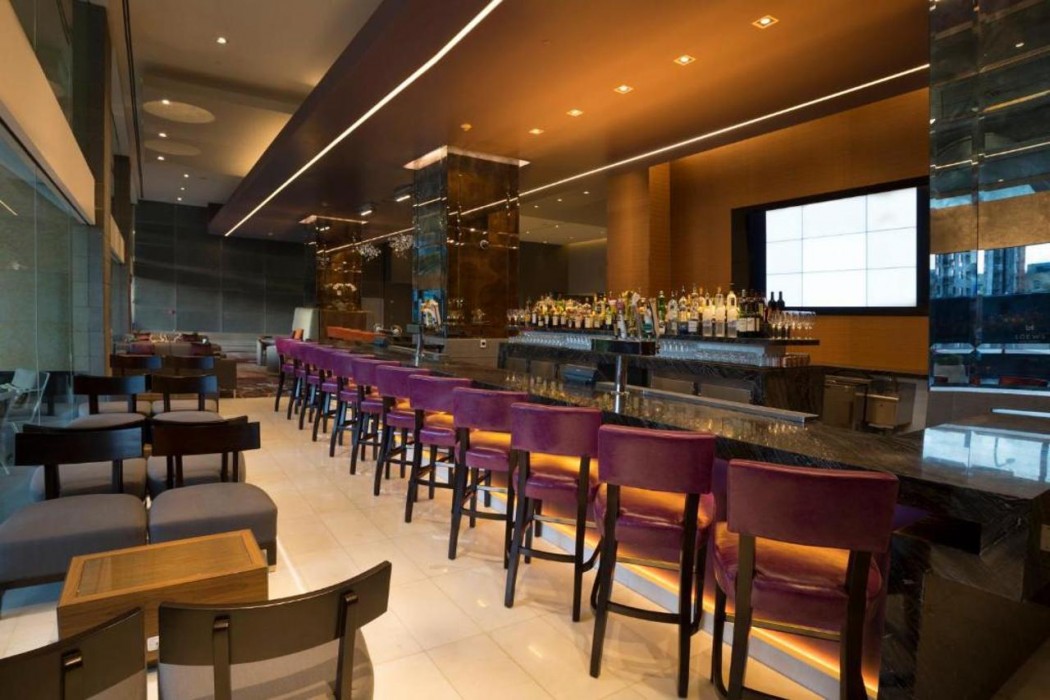 Loews Hollywood Hotel 30/73