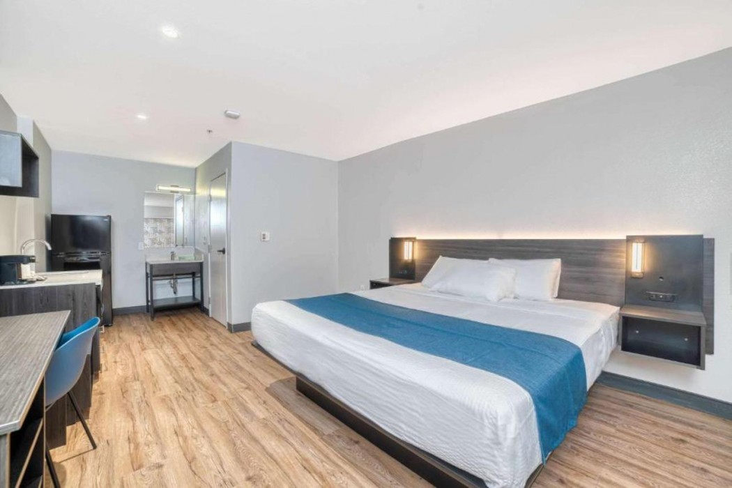 Studio6 Suites Stockton, CA – Waterfront 12/18