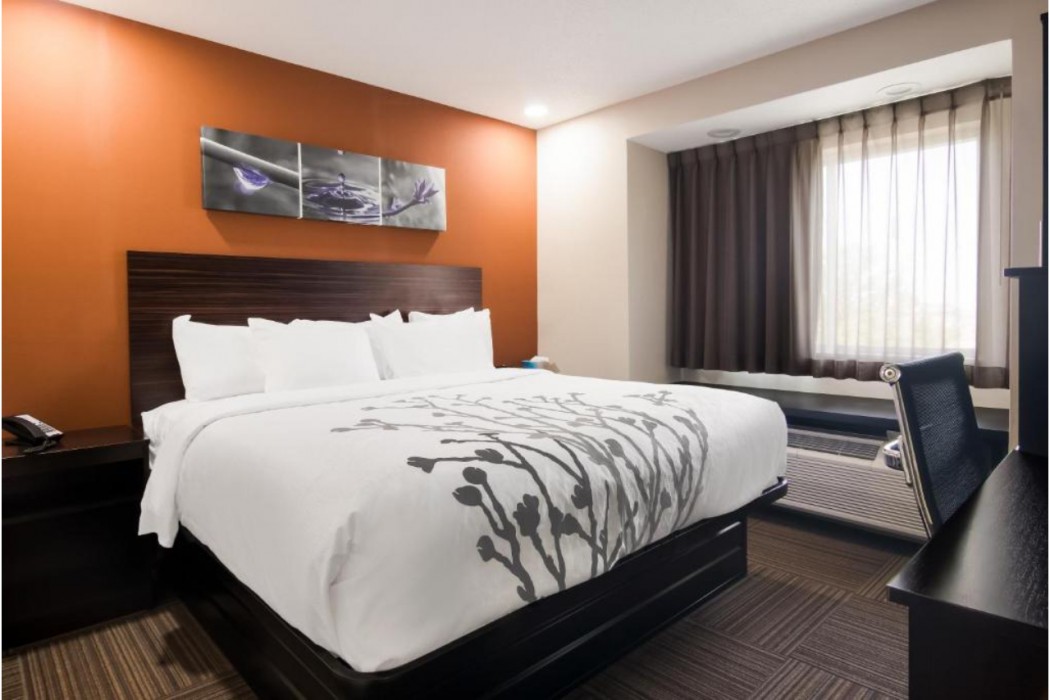 Sleep Inn Erie near Sports Center 21/44