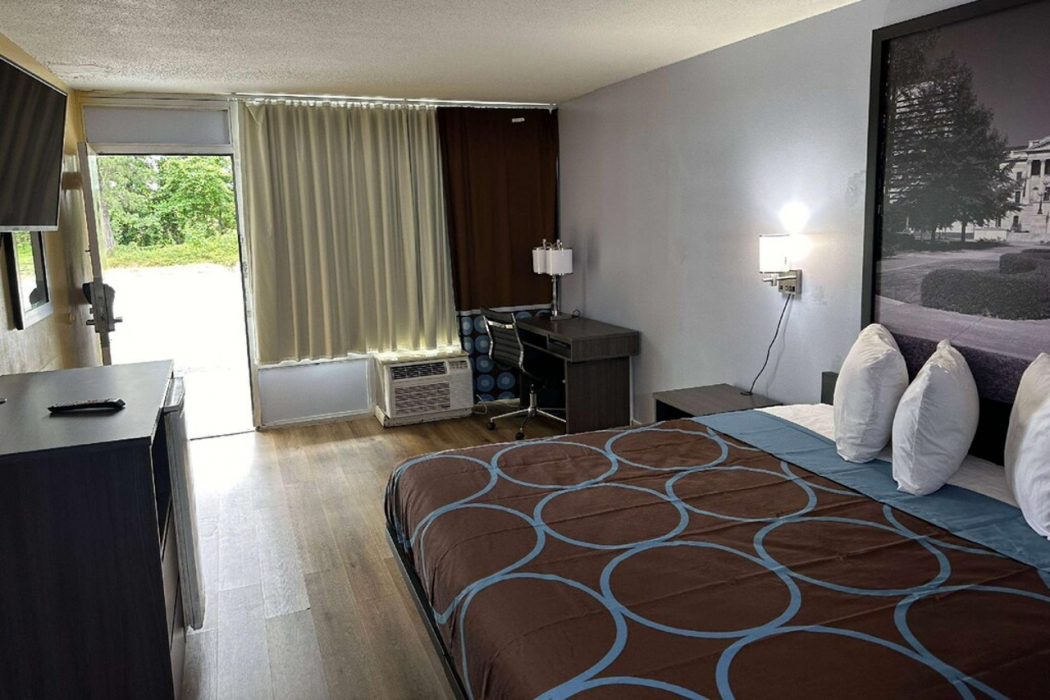 Super 8 By Wyndham Florence Sc I 95 North Hwy 76 9/21