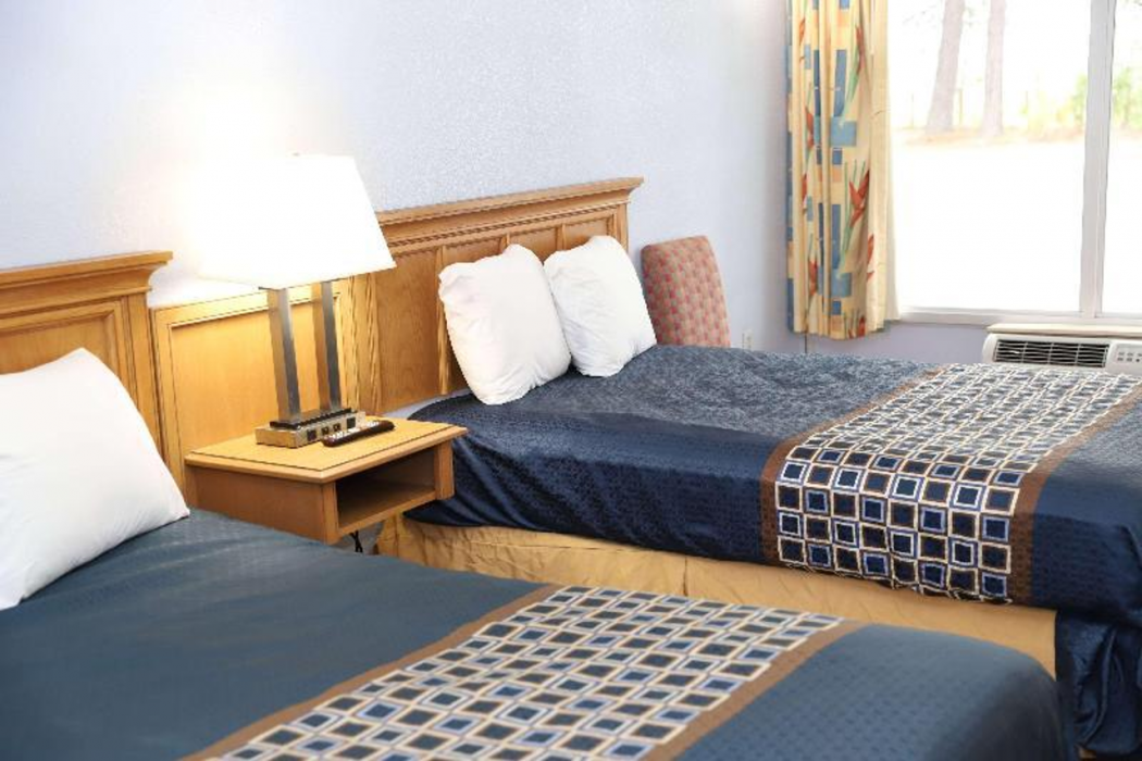 Super 8 By Wyndham Florence Sc I 95 North Hwy 76 12/21