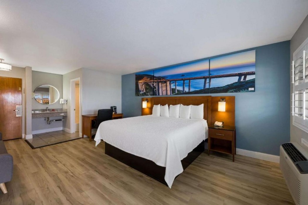 Comfort Inn near Hearst Castle - Cambria 17/30