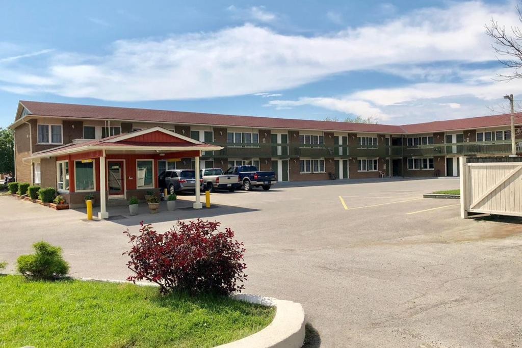 Knights Inn Fort Erie 1/15