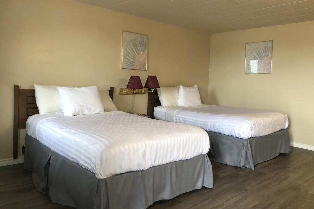 Knights Inn Fort Erie 9/15
