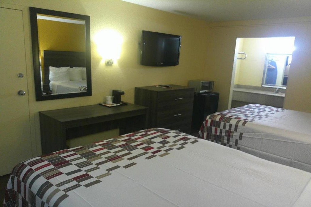Days Inn By Wyndham Hampton Near Coliseum Convention Center 4/12