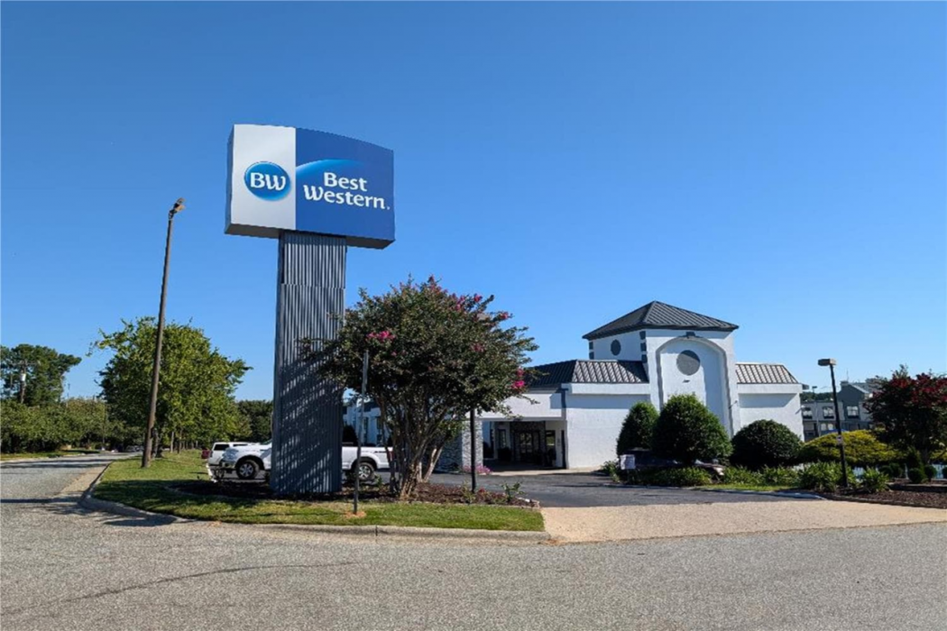 Best Western Greensboro Coliseum Inn 2/24