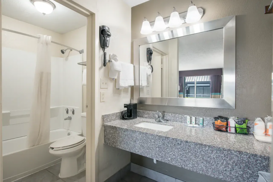 Quality Inn Concord Kannapolis 14/34