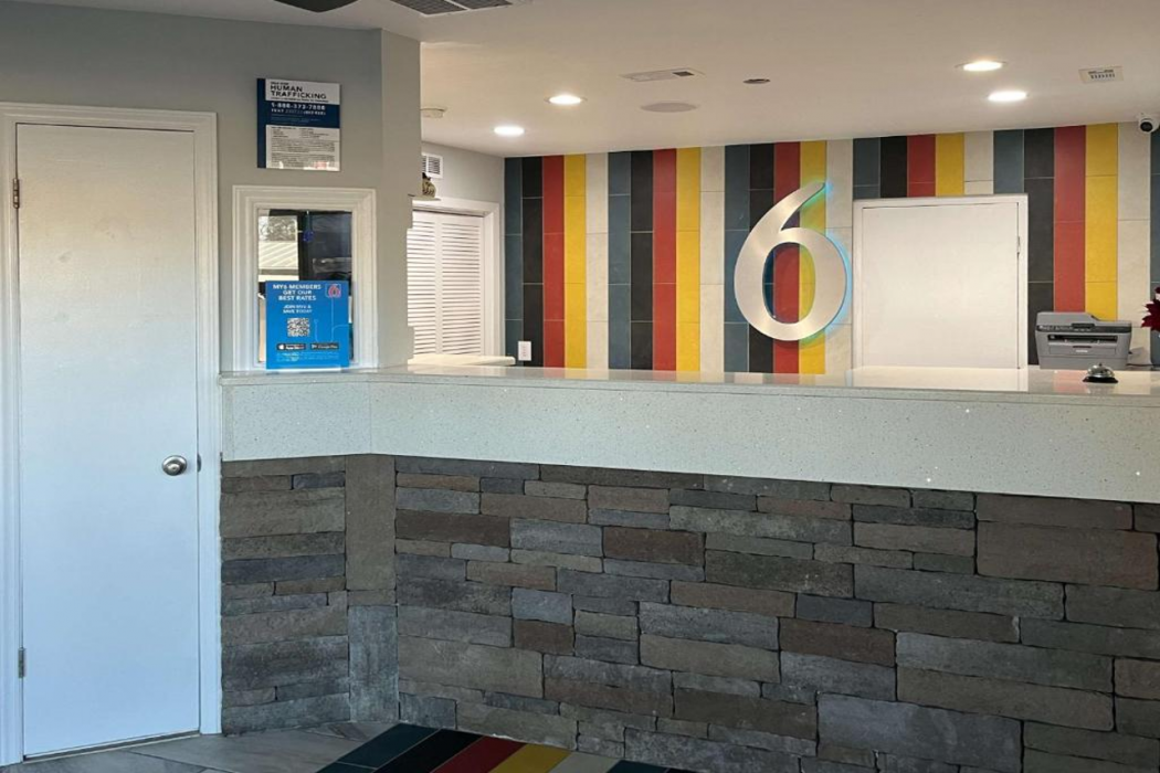 Motel6 Greenville, NC – ECU-Medical Center 7/59
