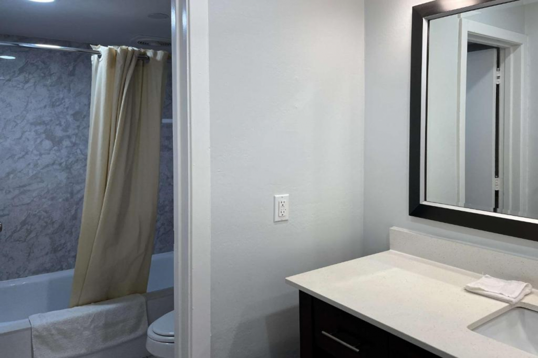 Motel6 Greenville, NC – ECU-Medical Center 19/59