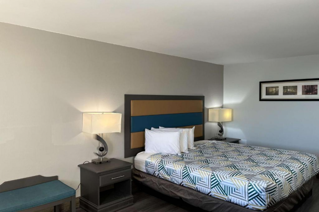 Motel6 Greenville, NC – ECU-Medical Center 11/59