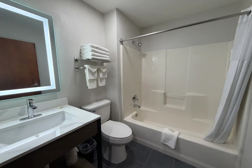 Quality Inn & Suites Fort Worth North - Haltom City 5/14