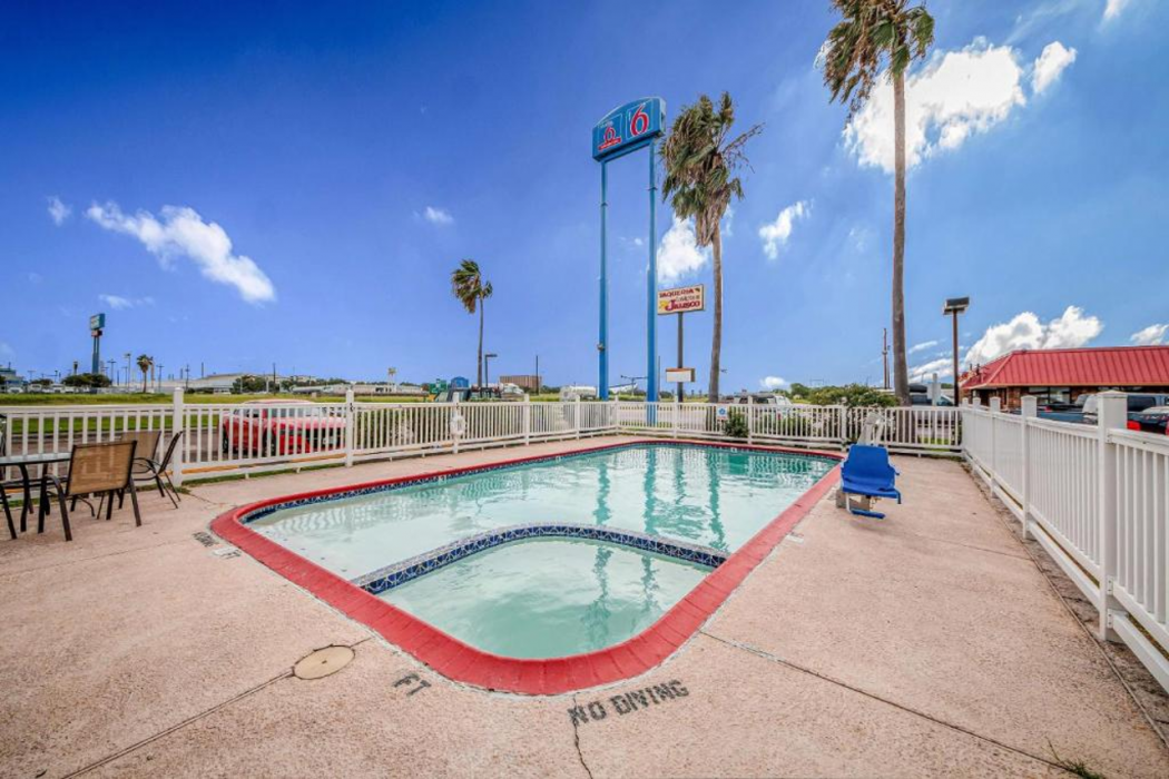 Motel6 Corpus Christi, TX - North 40/59