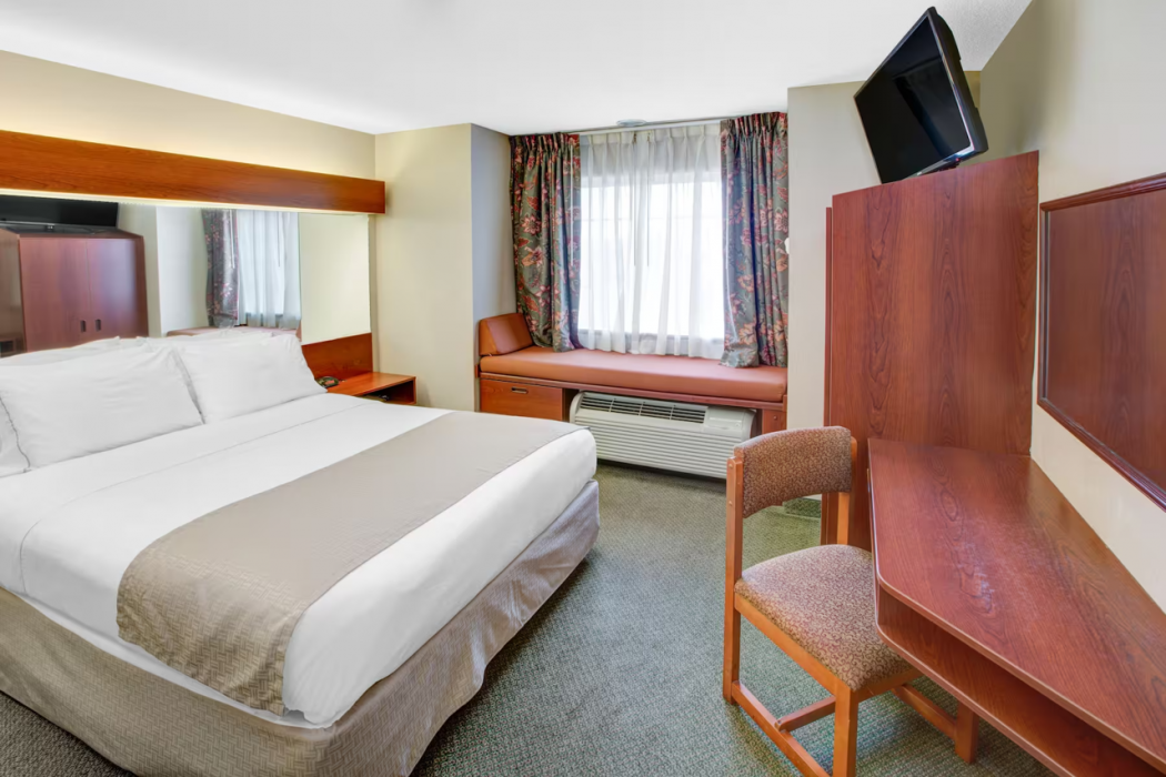 Microtel Inn & Suites by Wyndham Hattiesburg 8/16