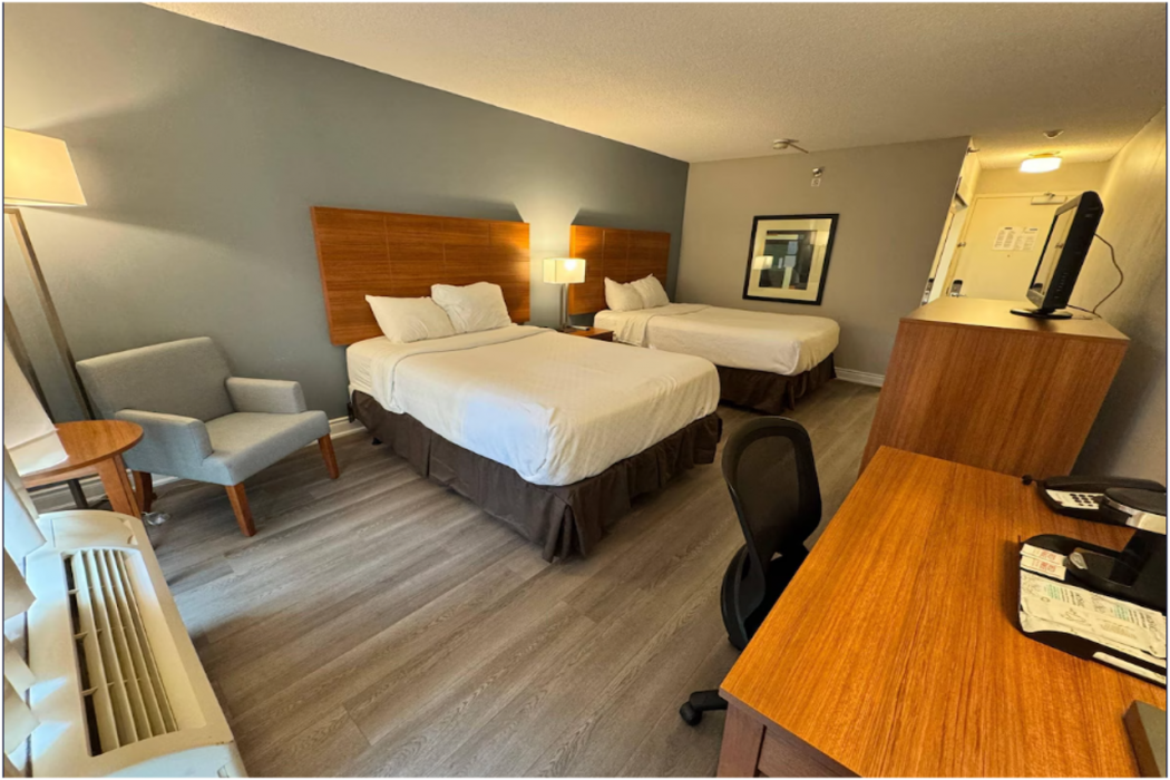 Quality Inn & Suites Sydney, NS 4/17