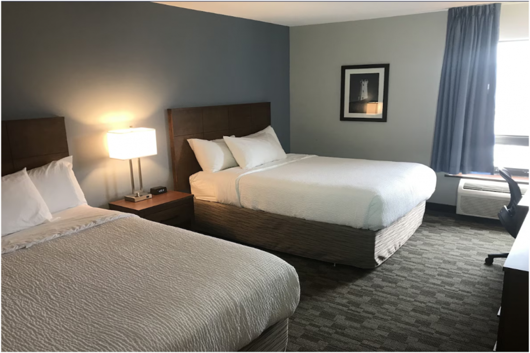Quality Inn & Suites Sydney, NS 1/17