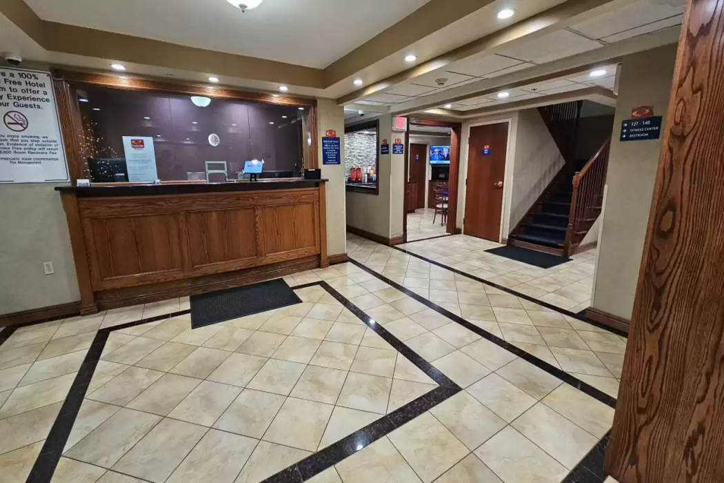 Econo Lodge Woodbridge 5/36