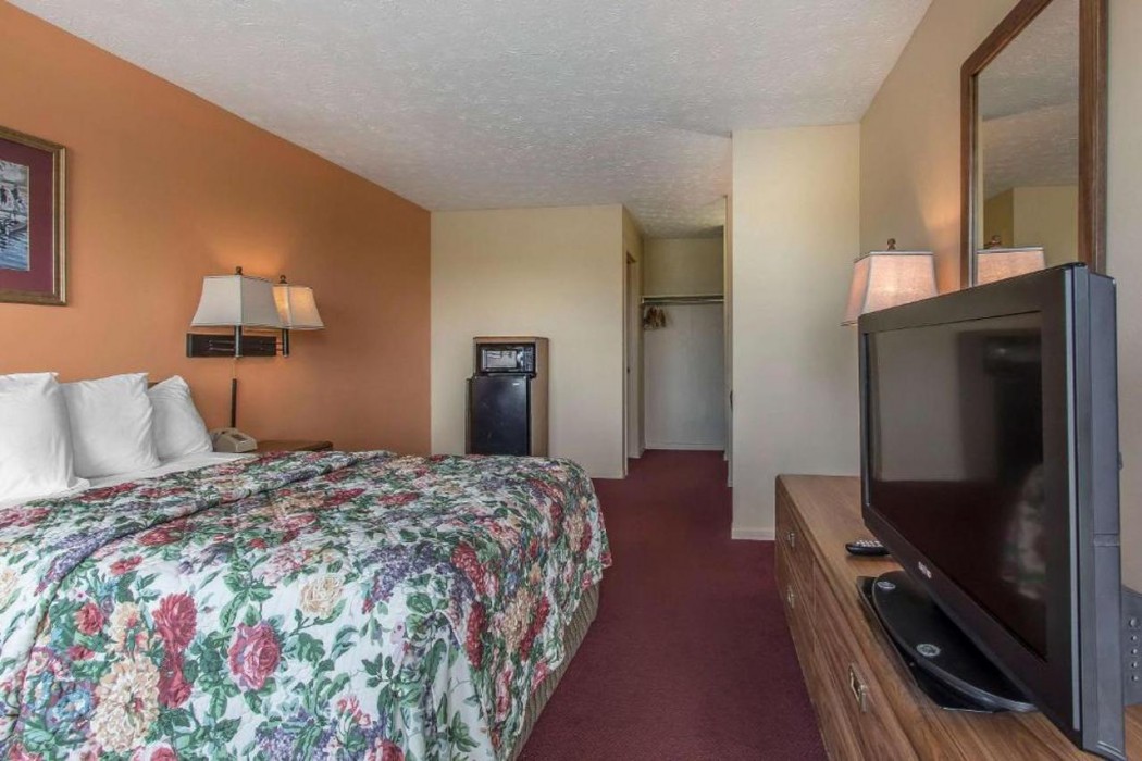 Rodeway Inn Jackson Northwest 13/25