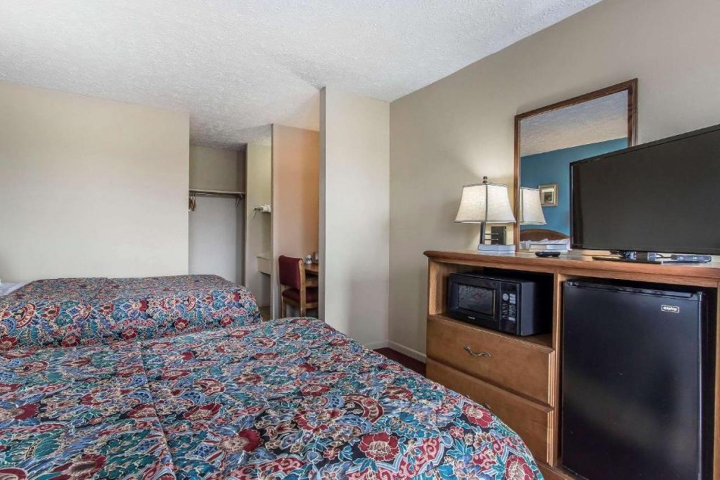 Rodeway Inn Jackson Northwest 10/25