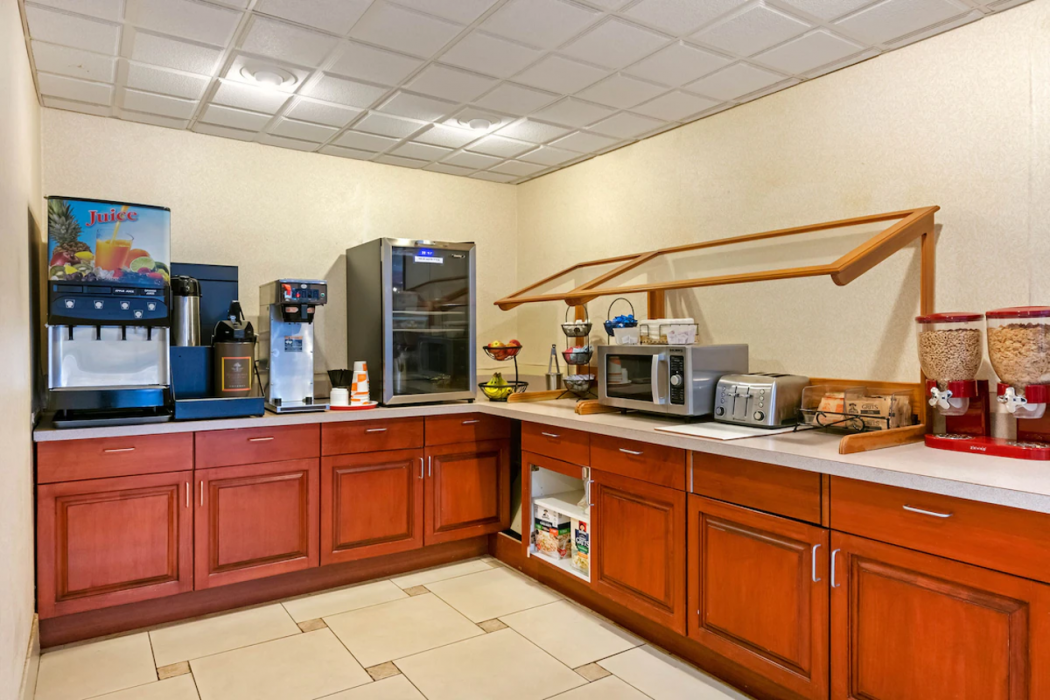 SureStay by Best Western Jacksonville Airport 24/54