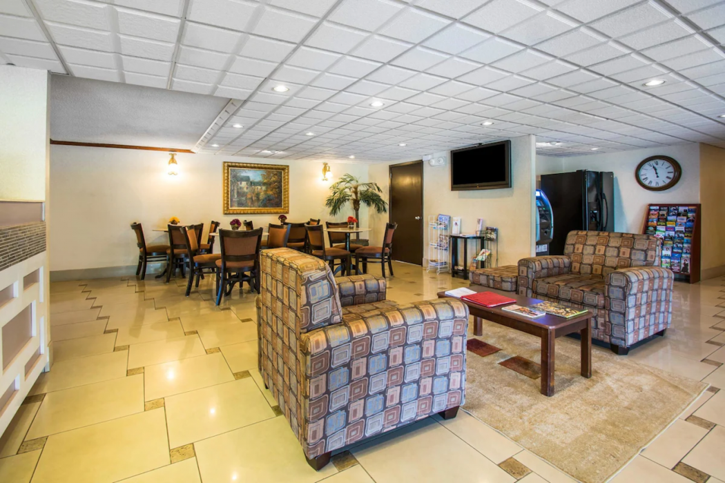 SureStay by Best Western Jacksonville Airport 4/54