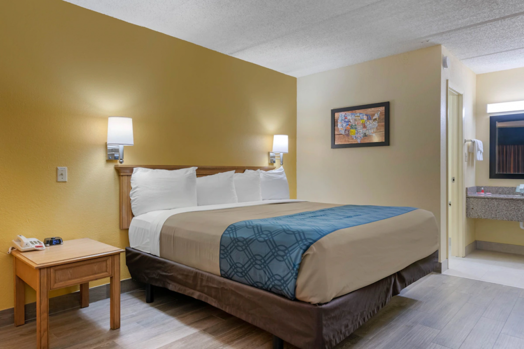 SureStay by Best Western Jacksonville Airport 13/54