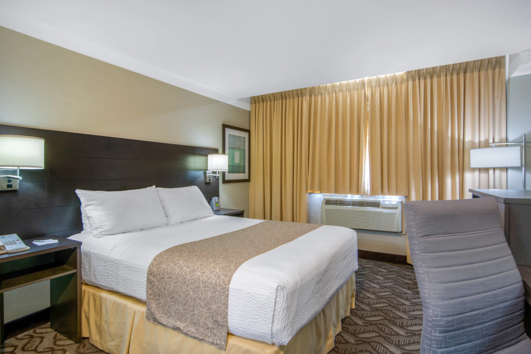Clarion Hotel Sudbury CA 12/30