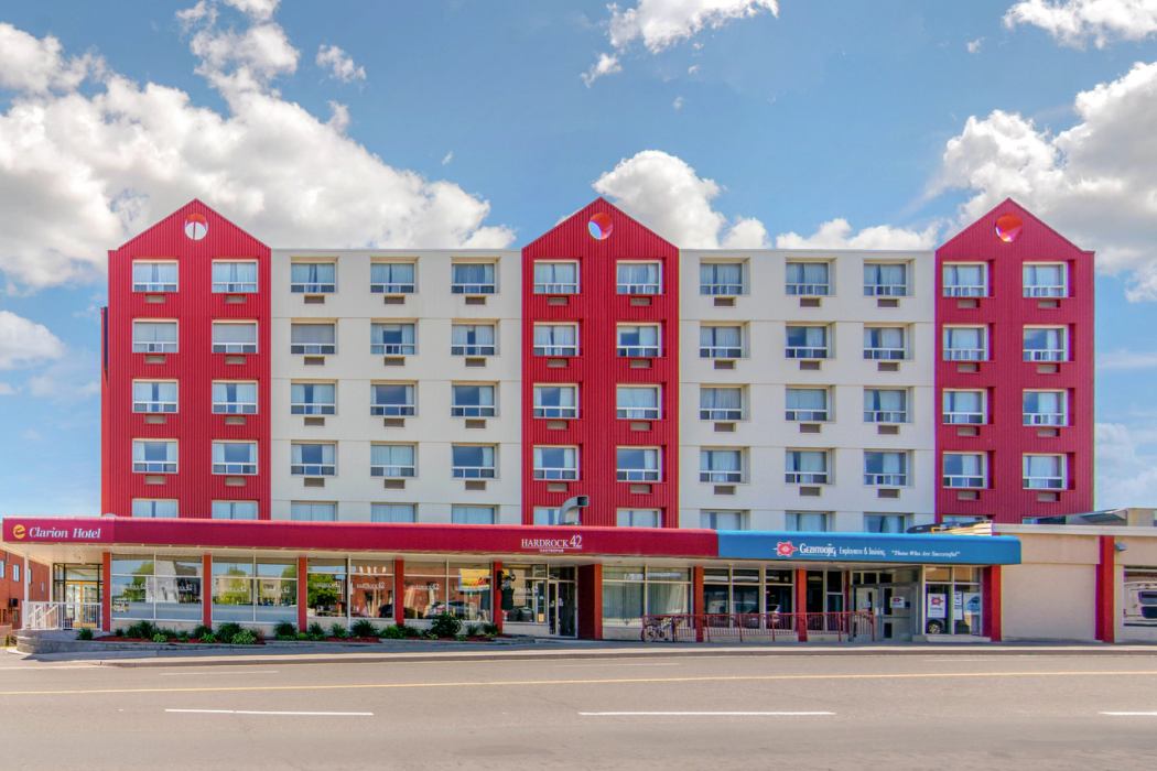 Clarion Hotel Sudbury CA 2/30