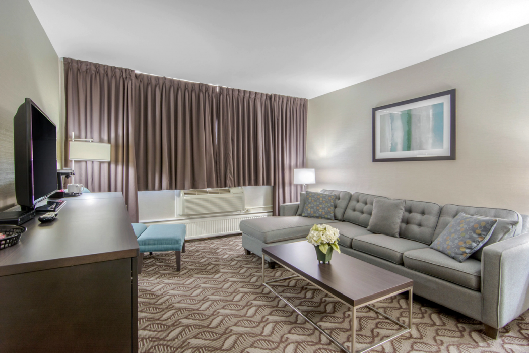 Clarion Hotel Sudbury CA 20/30
