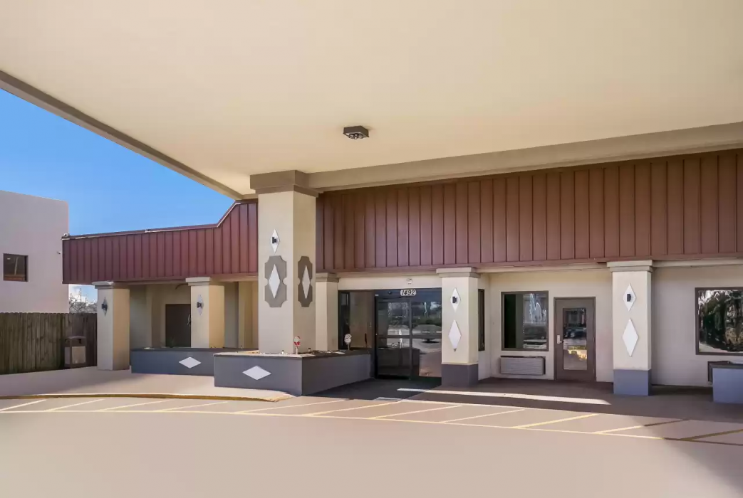 Dutchland Motel 2/38