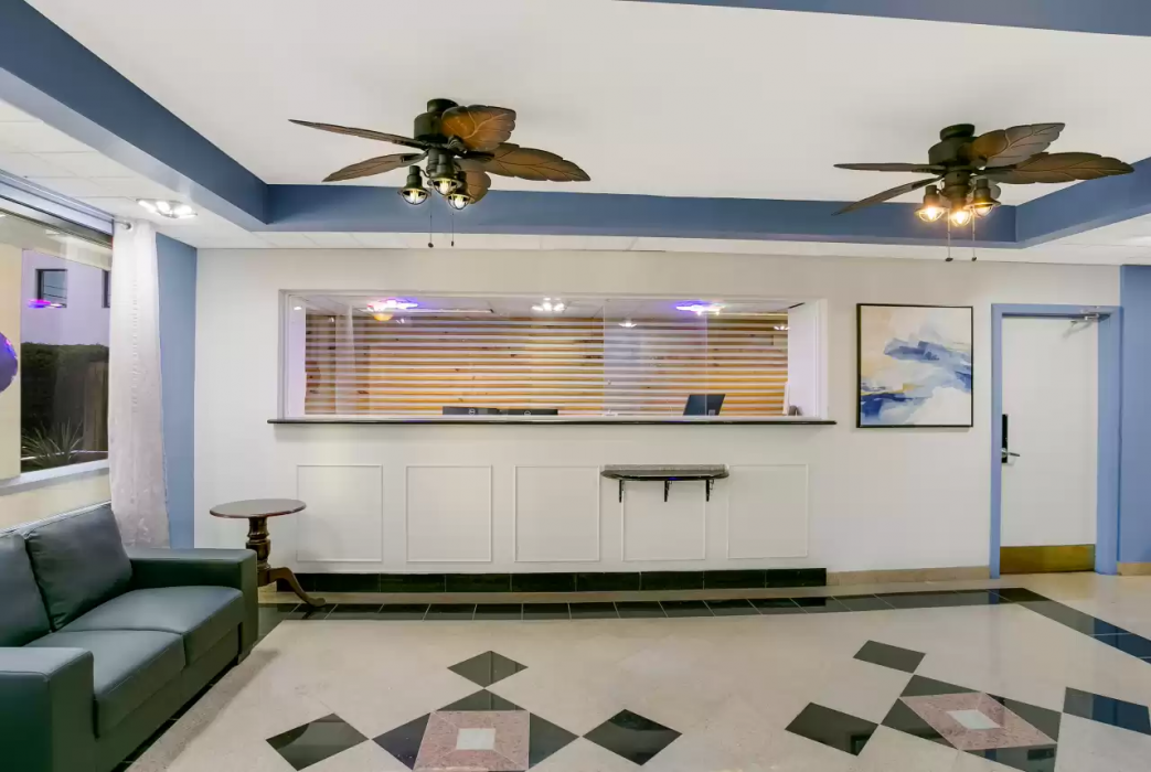 Dutchland Motel 5/38