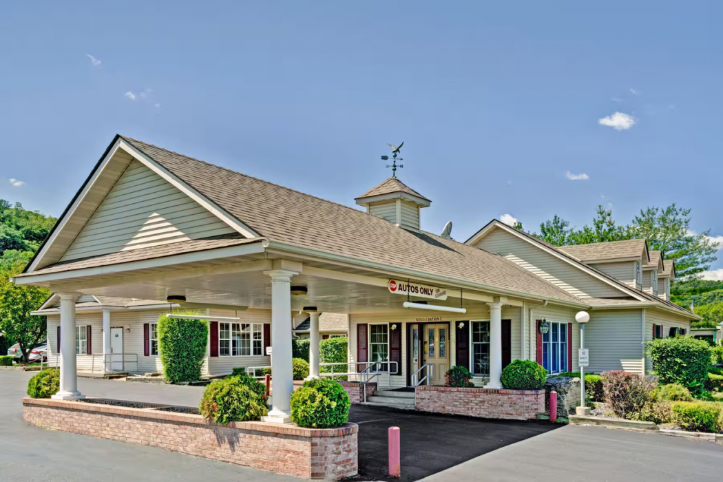 Travelodge by Wyndham Red Wing 1/15