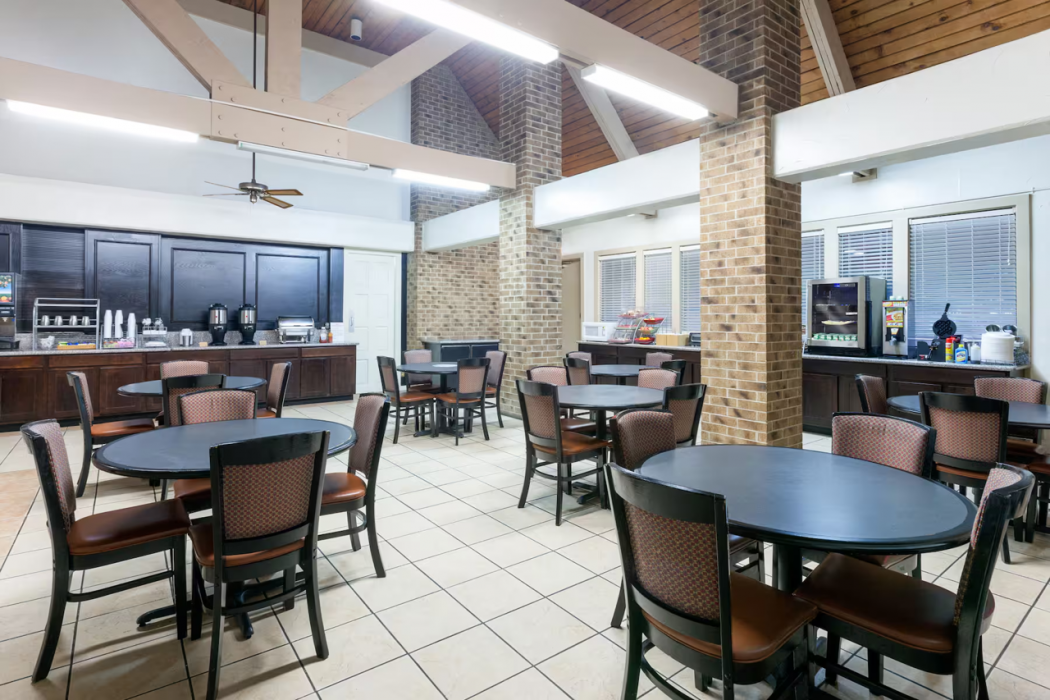 Hawthorn Extended Stay by Wyndham Richardson 14/35