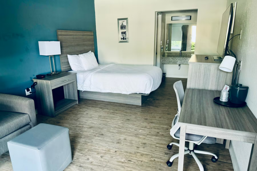 Baymont by Wyndham Lumberton NC 14/52