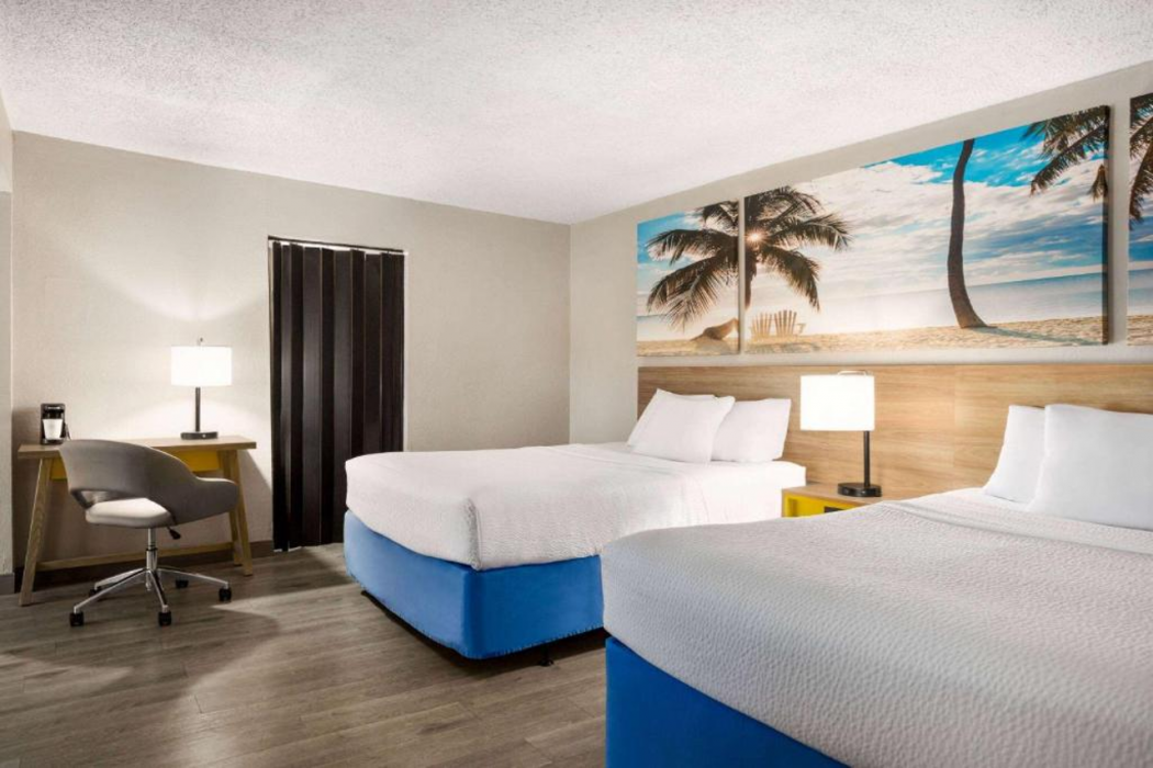 Days Inn By Wyndham Miami Airport North 5/32
