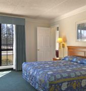 Howard Johnson Inn Peachtree/Norcross 8/21