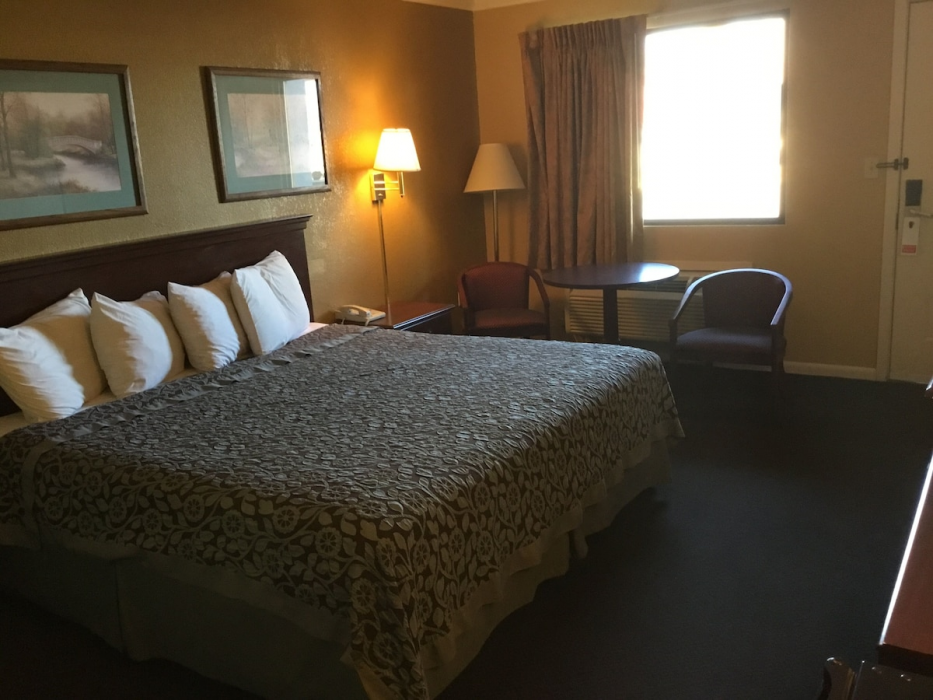 Travel Inn North Little Rock 6/25