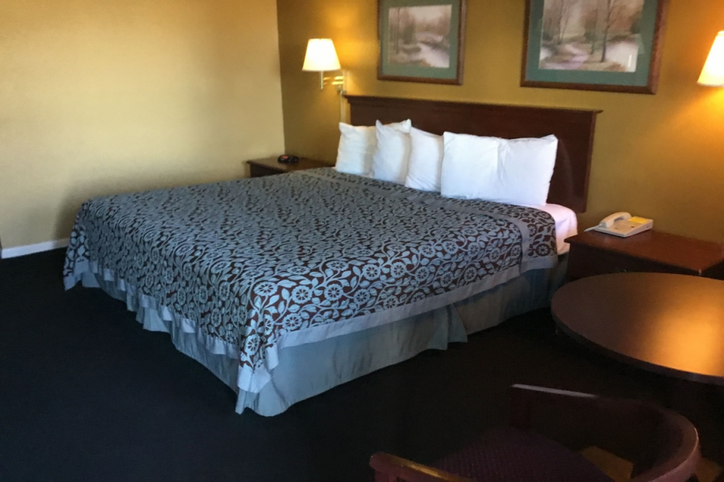 Travel Inn North Little Rock 10/25