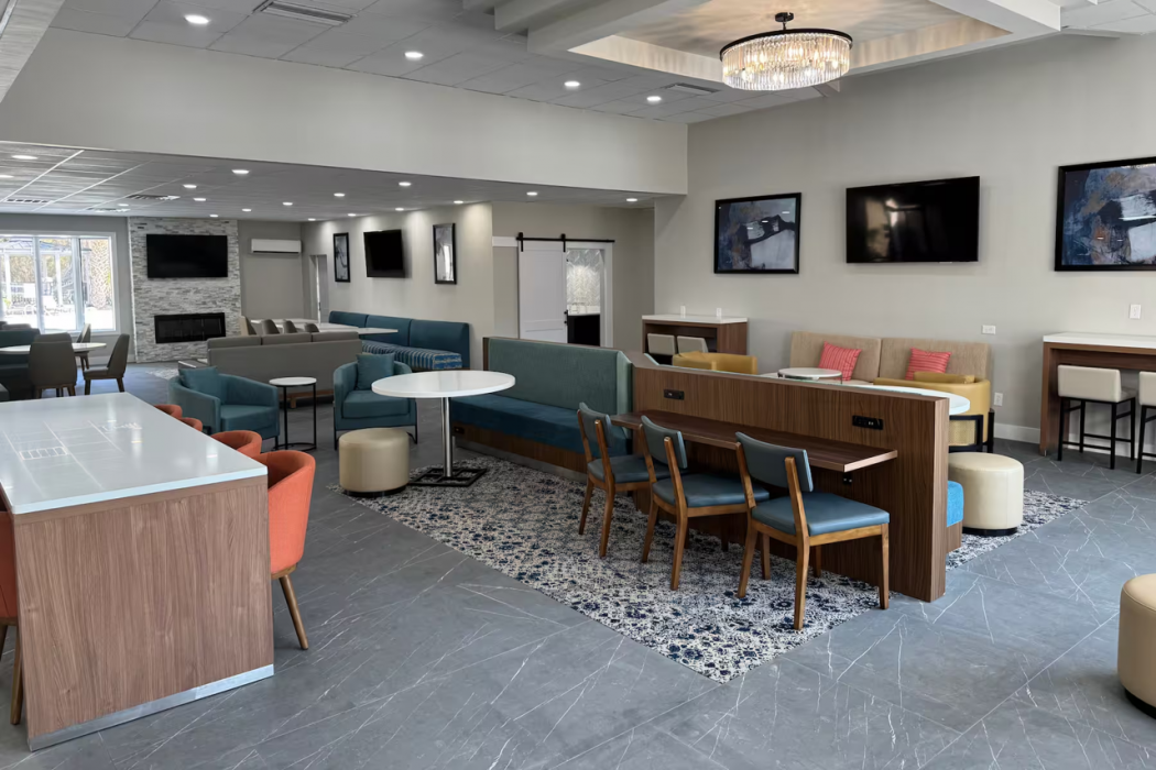 La Quinta Inn & Suites by Wyndham Myrtle Beach 12/26