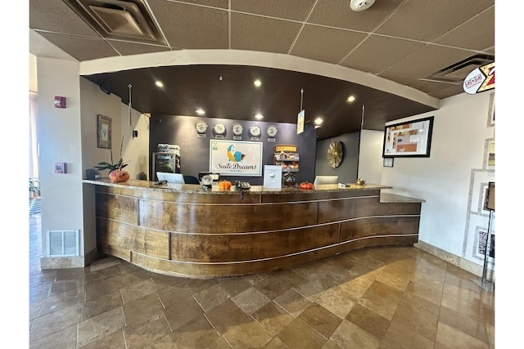 Suite Dreams Motel Mattoon I 57 8/58